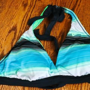 Halter bikini top